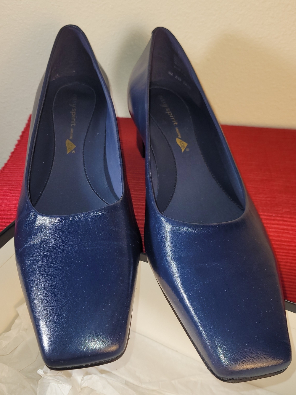 Easy Spirit Navy Blue Leather Block Heel Pumps Square Toe Narrow Comfort 9.5